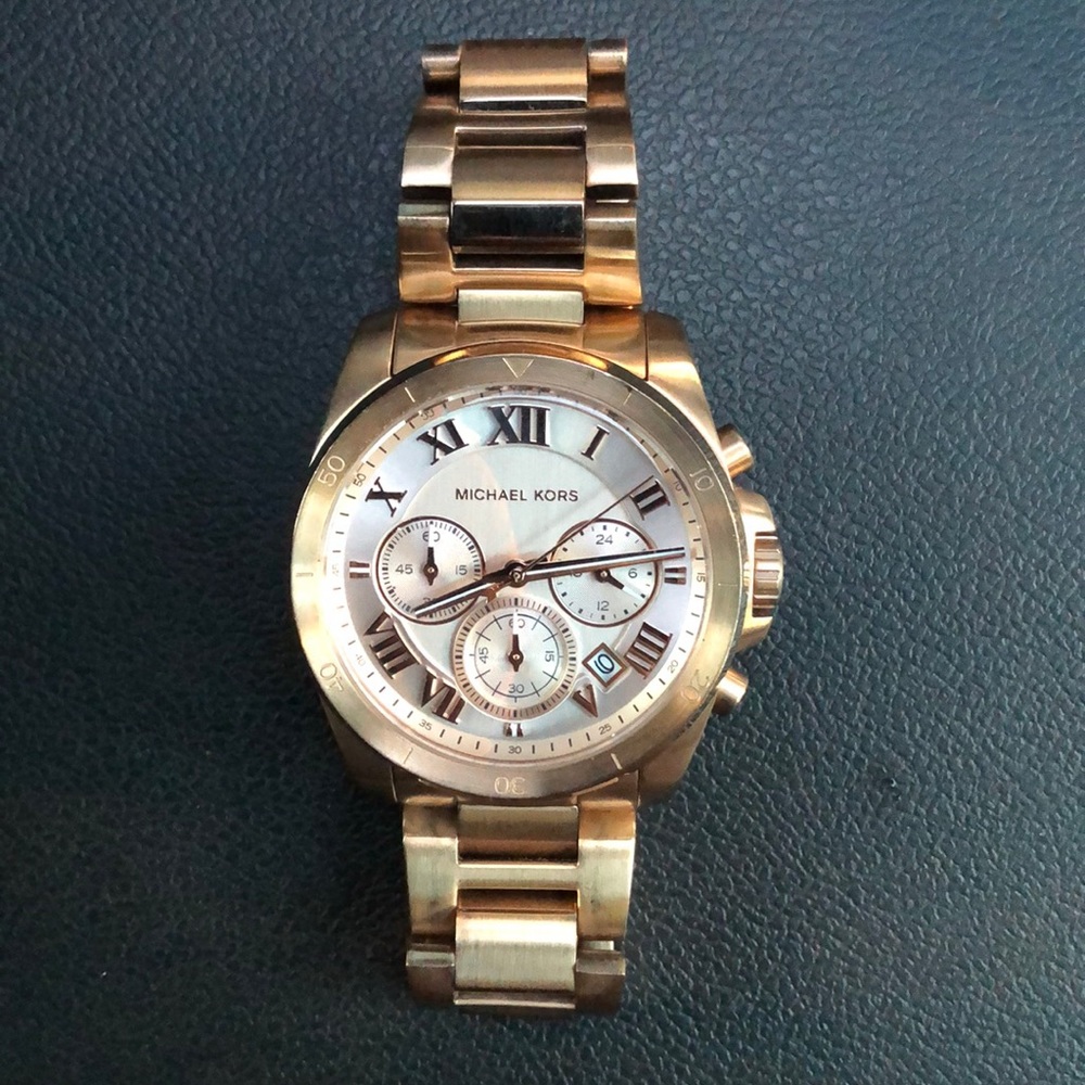 Michael Kors Bradshaw womens quartz watch.